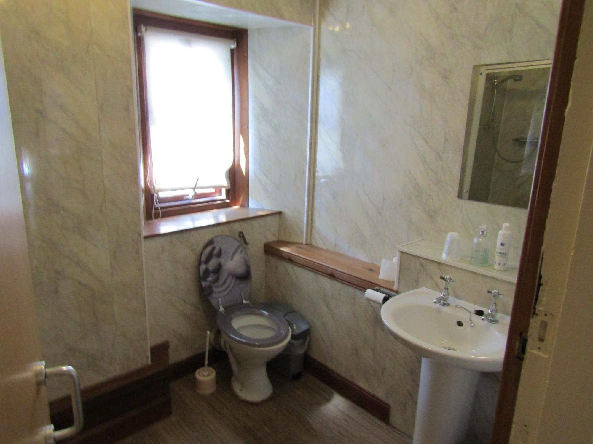 Inverbervie The Crown Hotel الغرفة الصورة