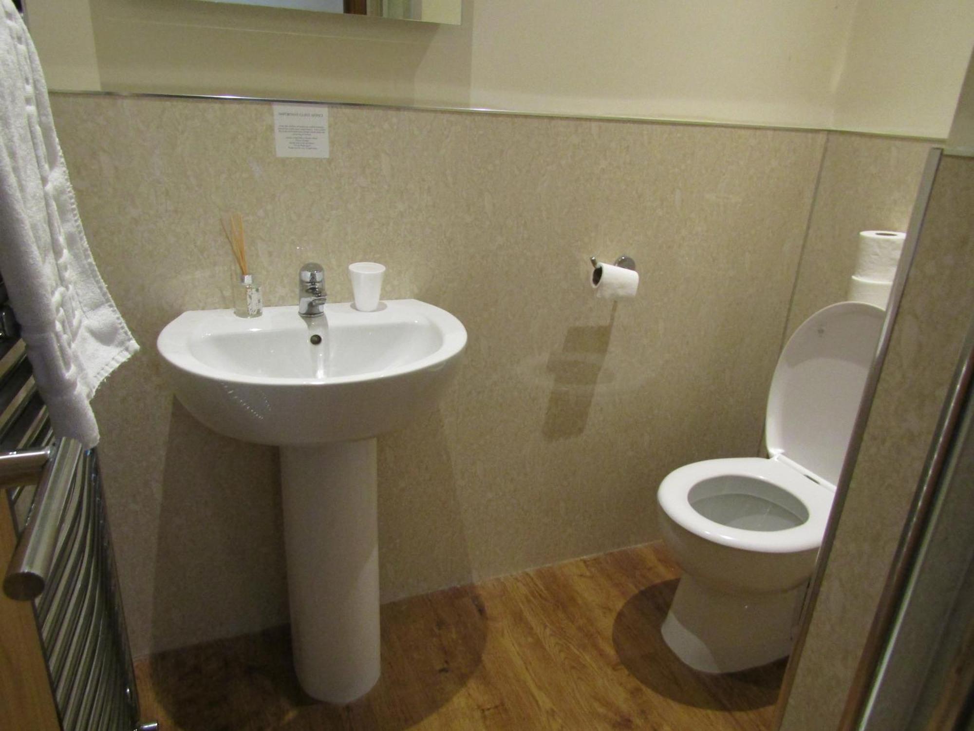 Inverbervie The Crown Hotel الغرفة الصورة