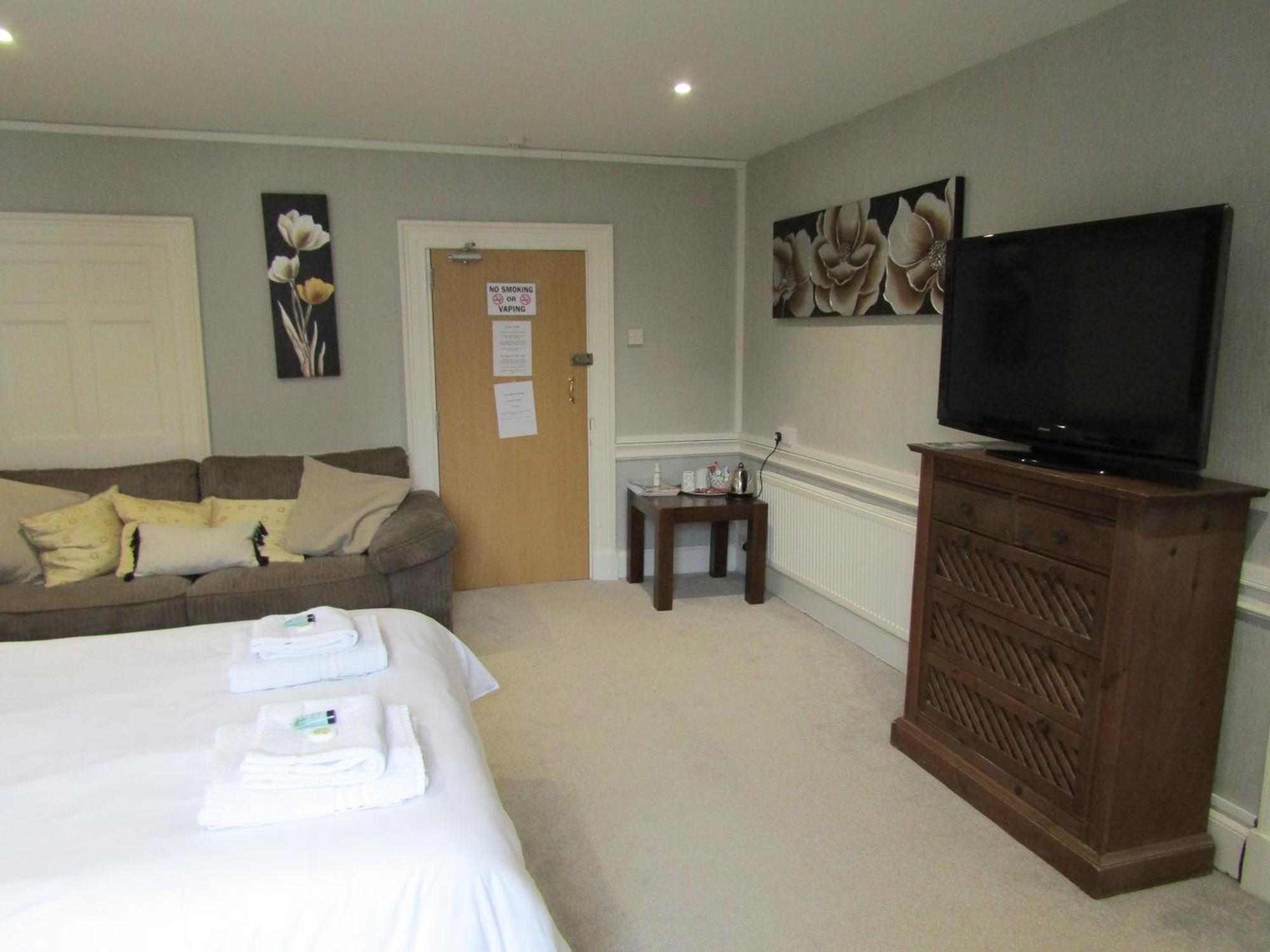 Inverbervie The Crown Hotel الغرفة الصورة